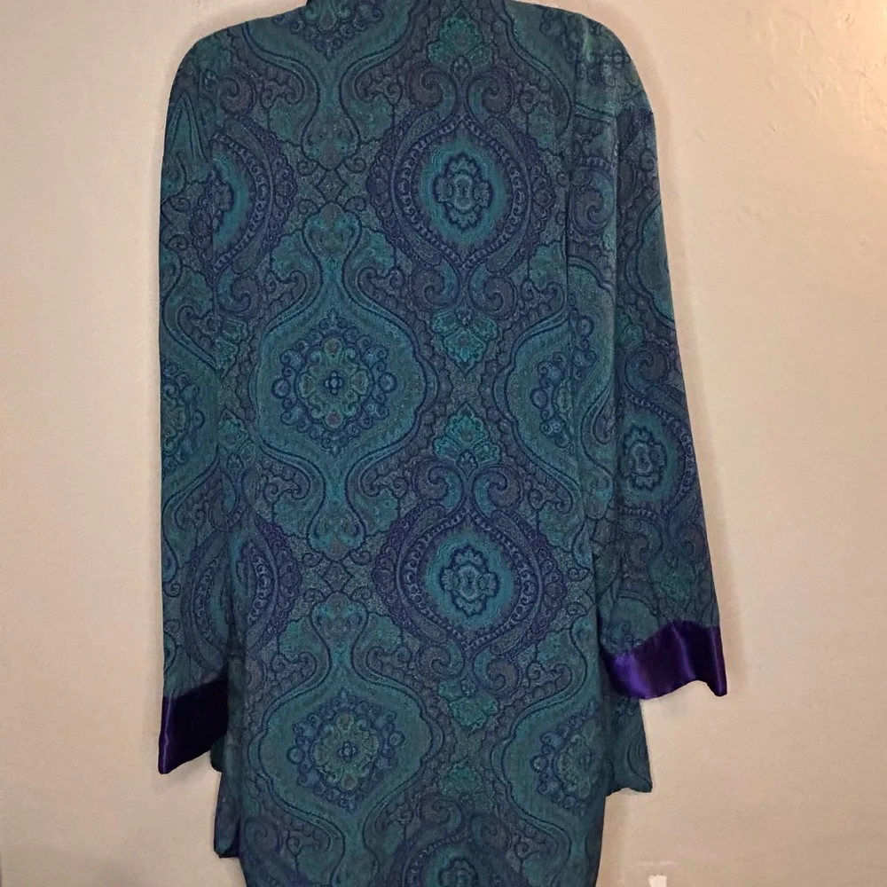 Vintage Victoria's‎ Secret Purple and Blue Paisley Robe Size Large